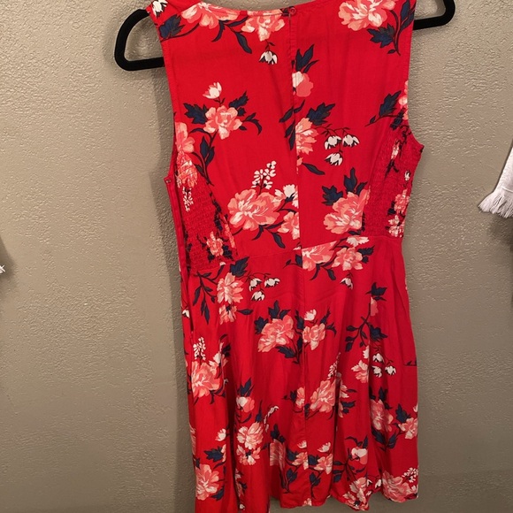 Old Navy a-line red floral dress - Picture 4 of 6